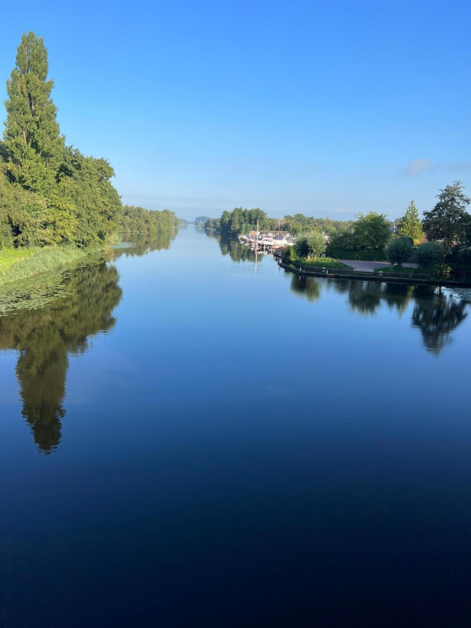Huisje Op De Dijk Kortenhoef Buitenkant foto
